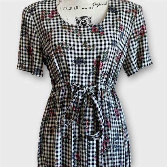 Vintage 90s Black and White Gingham Floral Maxi Dress - Picture 2 of 10